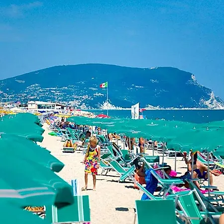 Aparthotel Villaggio Turistico Internazionale 3*