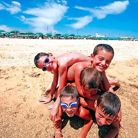 Villaggio Turistico Internazionale アパートホテル