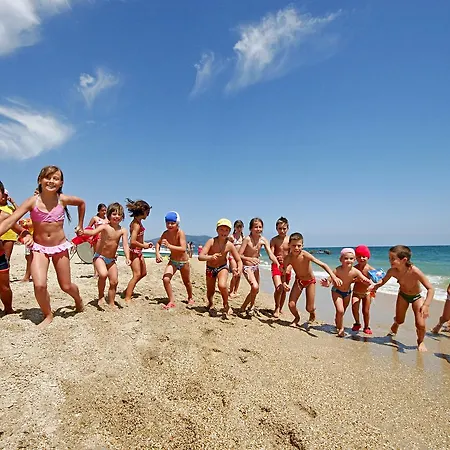 Villaggio Turistico Internazionale Aparthotel 4*