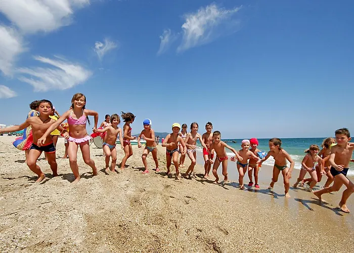 Villaggio Turistico Internazionale Ξενοδοχείο με διαμερίσματα 4*